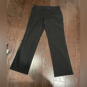 Eddie Bauer Women Roll Up  Pants Size 4  Hiking Outdoor Lightweight Stretch